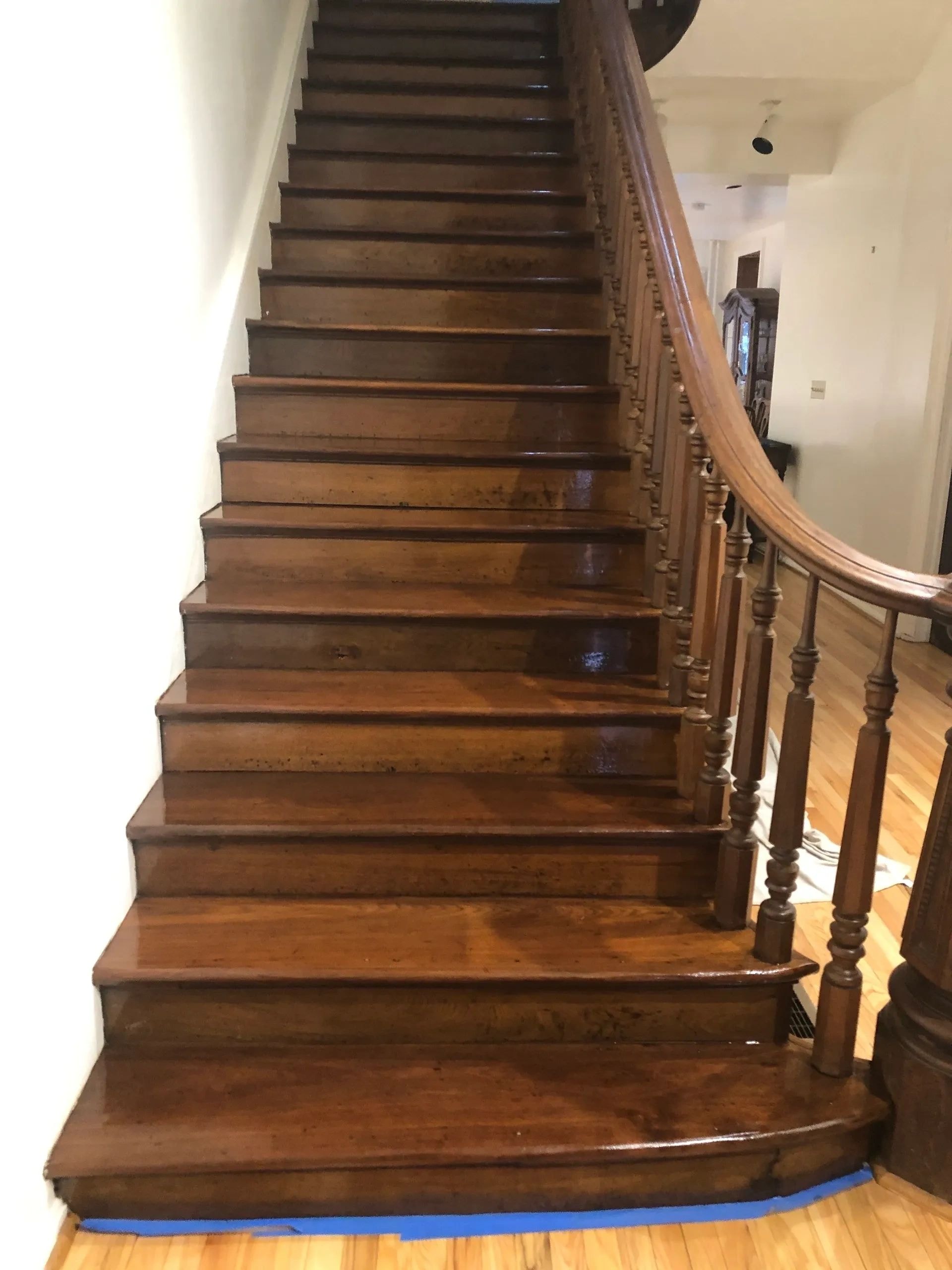 Hardwood floor product photo 3